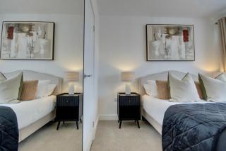 Clover lodge Portsmouth luxury home with off road free parking - 6