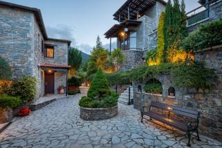 Ostra Menalon Luxury Suites - Kardharas - 7