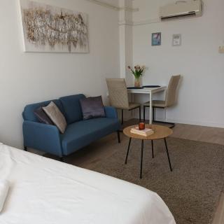 Modern studio near City Center - Zagreb - 1