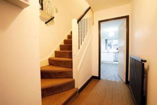 Stunning 4-Bedroom Didsbury Home - Manchester - 2