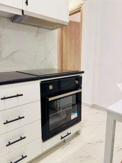 Nea Smirni Snug Stay - Fits 4 - 2