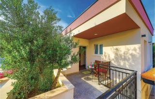Amazing Home In Kastel Stafilic - Plano - 4