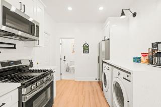 Cozy Retreat Near Downtown - Perfect for Families - Long Beach - 6
