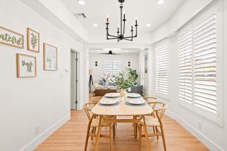 Cozy Retreat Near Downtown - Perfect for Families - Long Beach - 0