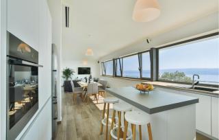 4 Bedroom Beautiful Home In Jesenice - Jesenice - 7