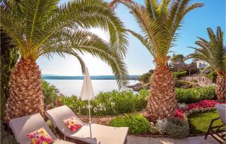 Beautiful Apartment In Malinska - Malinska - 8