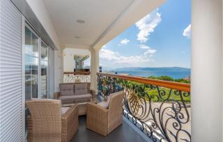 Nice Home In Crikvenica With Kitchen - Crikvenica - 9
