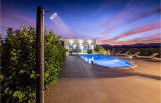 Amazing Home In Otok Dalmatinski - 9