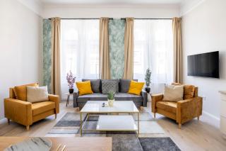 DeLuxe I36 City Center Suite with 4BEDRM, 2BATHRM - Budapest - 0