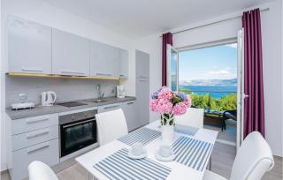 One-Bedroom Apartment In Cavtat - 8
