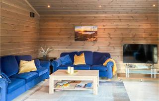 4 Bedroom Amazing Home In Stryn - 7