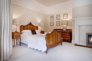 Richmond Place - Apartment in Private Mansion with Private Spa - Ridgestone - 4