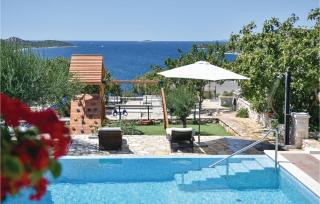 Gorgeous Home In Razanj With Wifi - Ražanj - 5