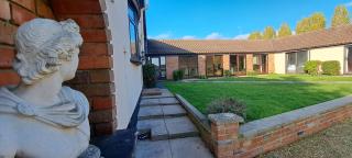 Massive 4 bed with countryside views in Peterborough - 4