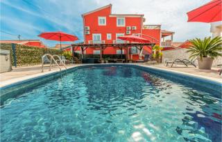 Beautiful Home In Turanj - Turanj (Torrette) - 3