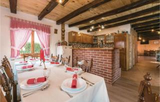 Four-Bedroom Holiday Home In Velika Buna - Velika Buna - 8