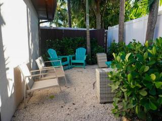 Studio Oasis with Garden Near the Beach - Boca Raton - 4
