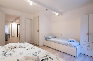 ortica street linate e san raffaele apt - Milan - 1