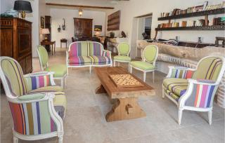 Amazing Home In Saint-Ambroix - 1
