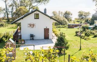 Awesome Home In Sulomino With Kitchen - 1