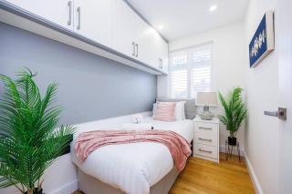 5 Bedroom Home, London, Games Room , Pool Table , Air Hockey Weekly & Monthly Offers with Free Parking - Streatham Hill - 2
