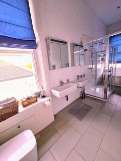 Cotswold VIP Regency Lodge - 4