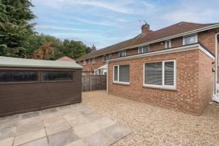 Large & Stylish 6 Bedroom, Long stays, Parking x6 - Earlham - 4