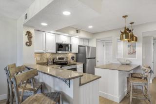 819 Harbour Point 'Steel Magnolia on the Bay' - Destin - 6