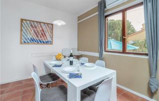 Awesome Apartment In Novi Vinodolski - 4