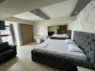 Hotel Pashtriku - Gjakove - 1