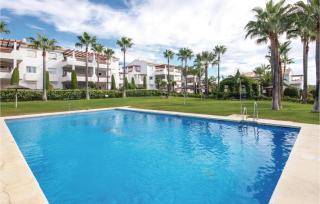 Awesome Apartment In Estepona With Wifi - 0