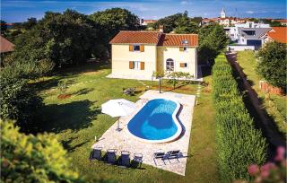 3 Bedroom Cozy Home In Liznjan - Ližnjan - 0
