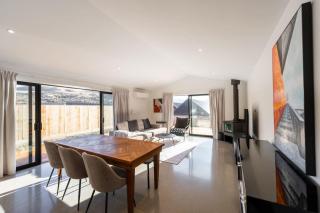Amazing Retreat in Queenstown - Frankton - 0