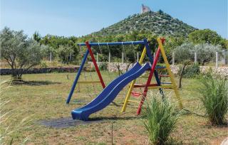 4 Bedroom Nice Home In Vodice - Vodice - 2