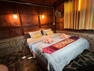 Riverside Retreat Sukhothai Guest House - Sukhothai - 9