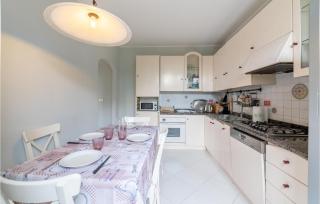 Lovely Home In Desenzano Del Garda - Desenzano del Garda - 6