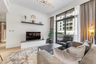 Charming Retreat 2-Bedroom Oasis - 3