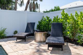 Ocean’s 11: Heated Pool, BBQ & Beach Access - Fort Myers Beach - 2