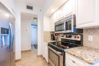 Surfside 704 2BR 2BA flr 7 8 - Destin - 1