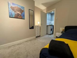 City Rd C - Central Location Long Stay by ShortStayUK - 5