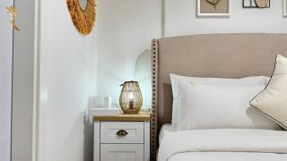 Refined 2BR Escape with Pool and Parking - Masdar - Abu Dhabi - 3