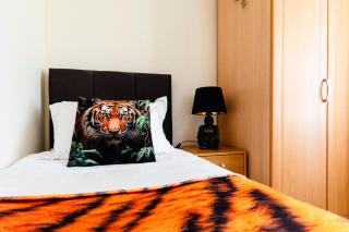 Jungle House - Chichester - 2