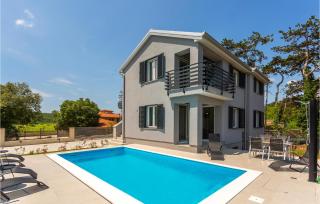 Awesome Apartment In Vrbnik With Wifi - Vrbnik - 3