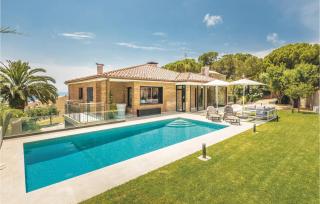 Stunning Home In Alella With Wifi - Alella - 0