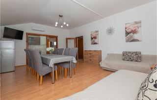 Nice Home In Konjevrate With Wifi - Konjevrate - 6