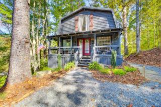 Deck and Grill Cozy Cottage in Talking Rock! - Talking Rock - 8