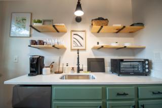 Charming Studio in Taylors by Brick and Home - 3