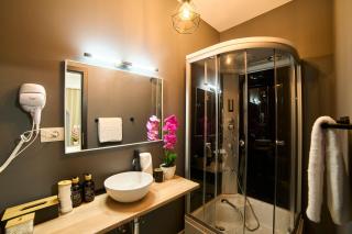 Dona Premier Suites - 1