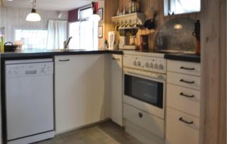 Two-Bedroom Holiday Home In Otterup - Otterup - 5