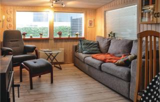 Two-Bedroom Holiday Home In Otterup - Otterup - 9